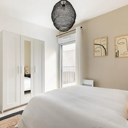 Jolie Maison Lumineuse De Style Industriel * Бордо